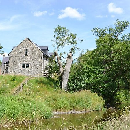 Ty Rhyd Villa Llanrhaeadr-ym-Mochnant Kültér fotó